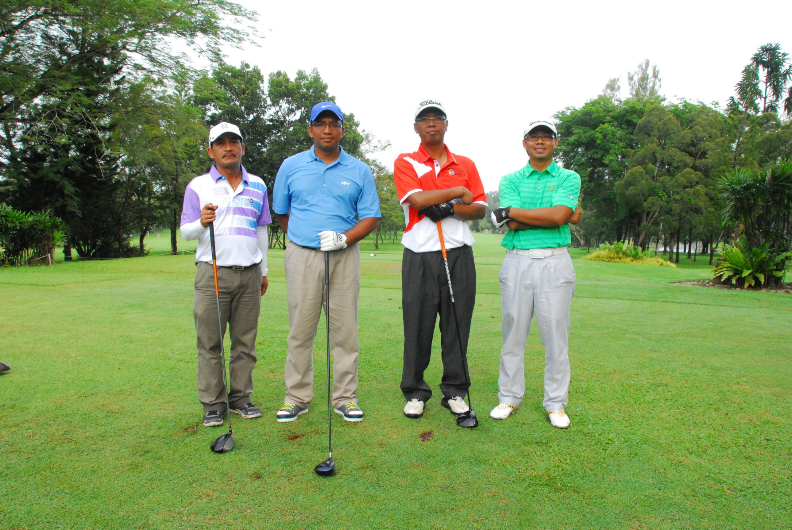 PRO15 157 GOLF DSC 0292.JPG